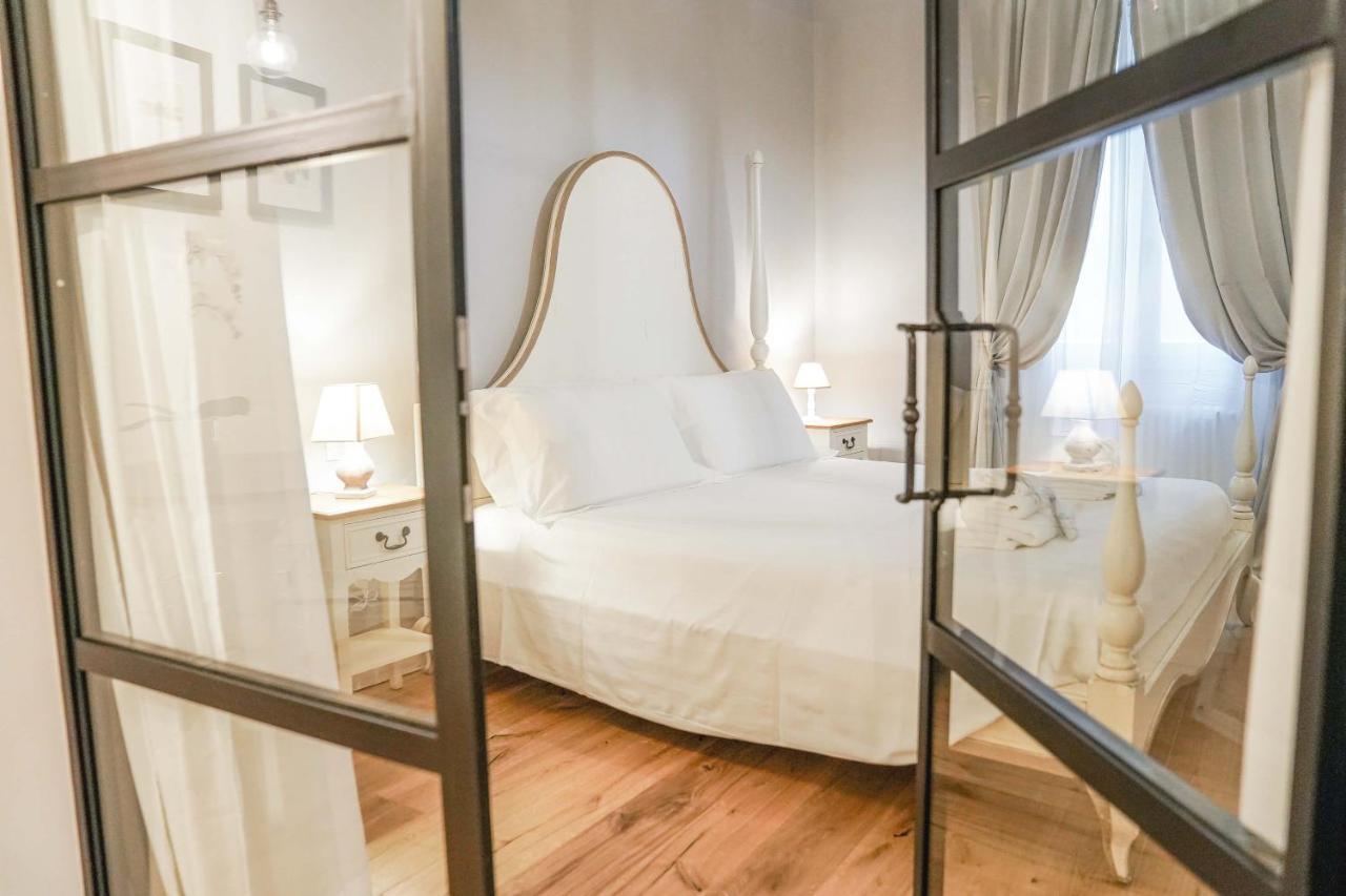 Art Apartment Black & White Suite Florence Buitenkant foto
